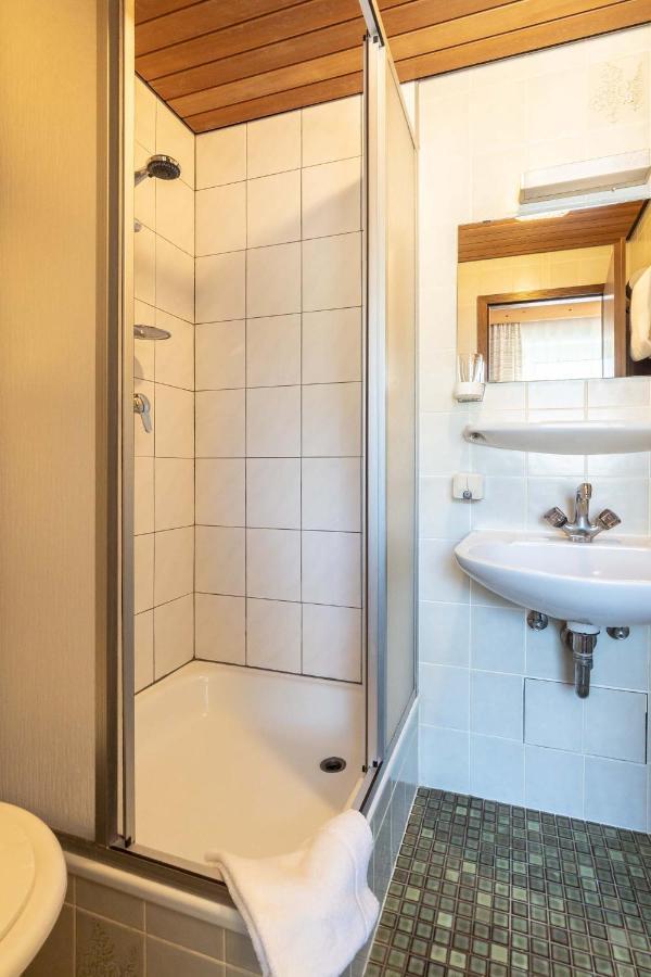Hotel-Gasthof Zum Dragoner Peiting Extérieur photo
