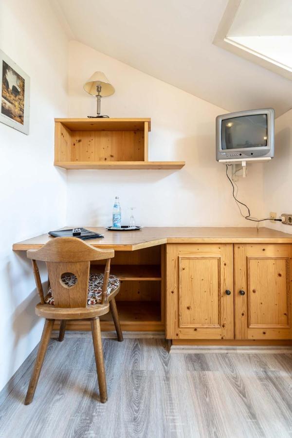 Hotel-Gasthof Zum Dragoner Peiting Extérieur photo